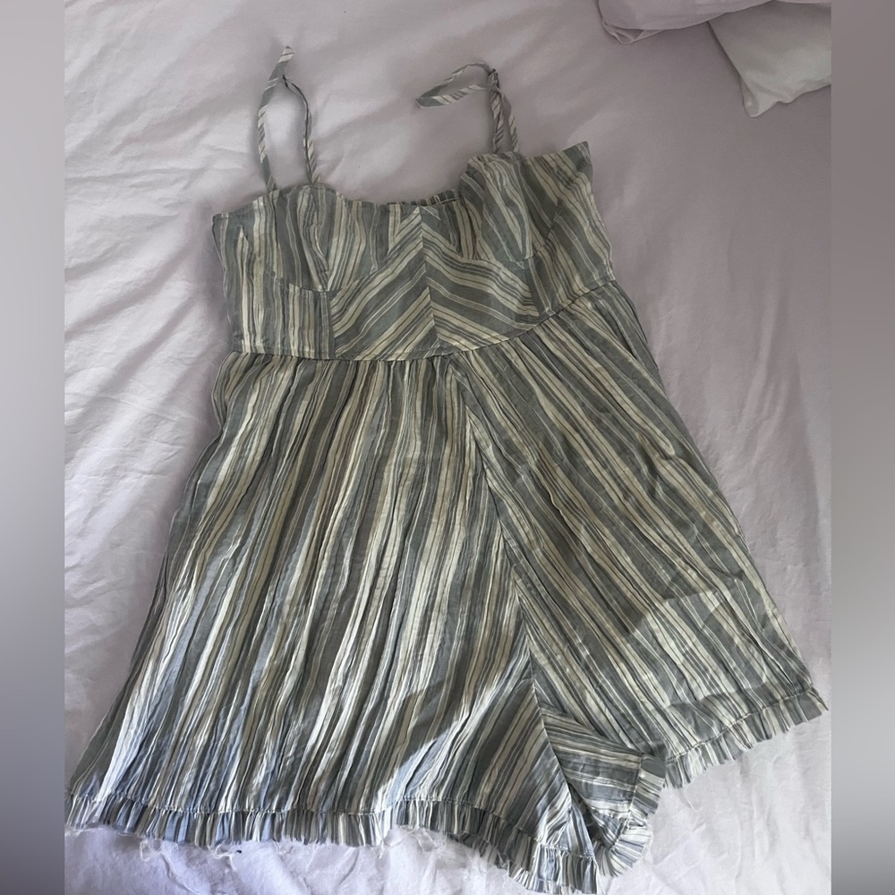 URBAN ROMPER